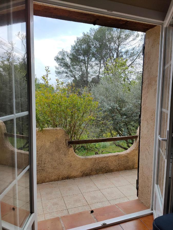 Villa Les Chariotins Draguignan Bagian luar foto